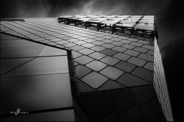 Hull: The Deep, Iain Stuart