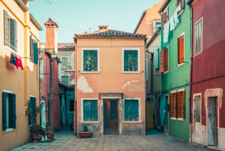 Burano, Karen Hoth