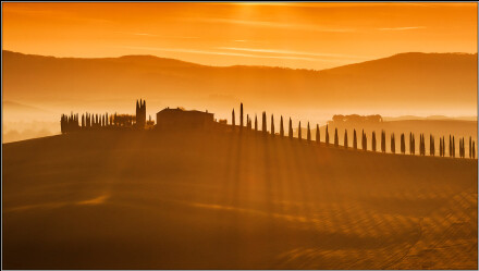 Tuscany © Piotr Skrzypiec