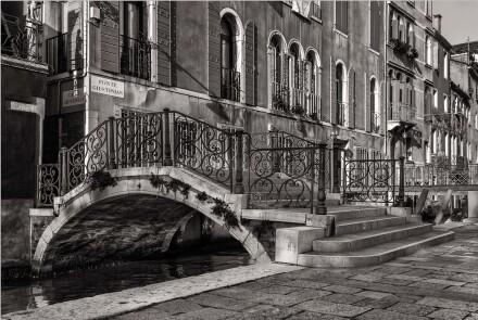 4. Ponte Giustinian, Roger Poyser
