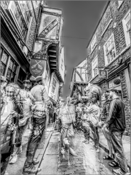 Ghosts, Andy Chamings