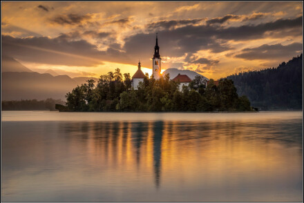 The Lake © Piotr Skrzypiec