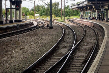 Cross lines, Kath Turner