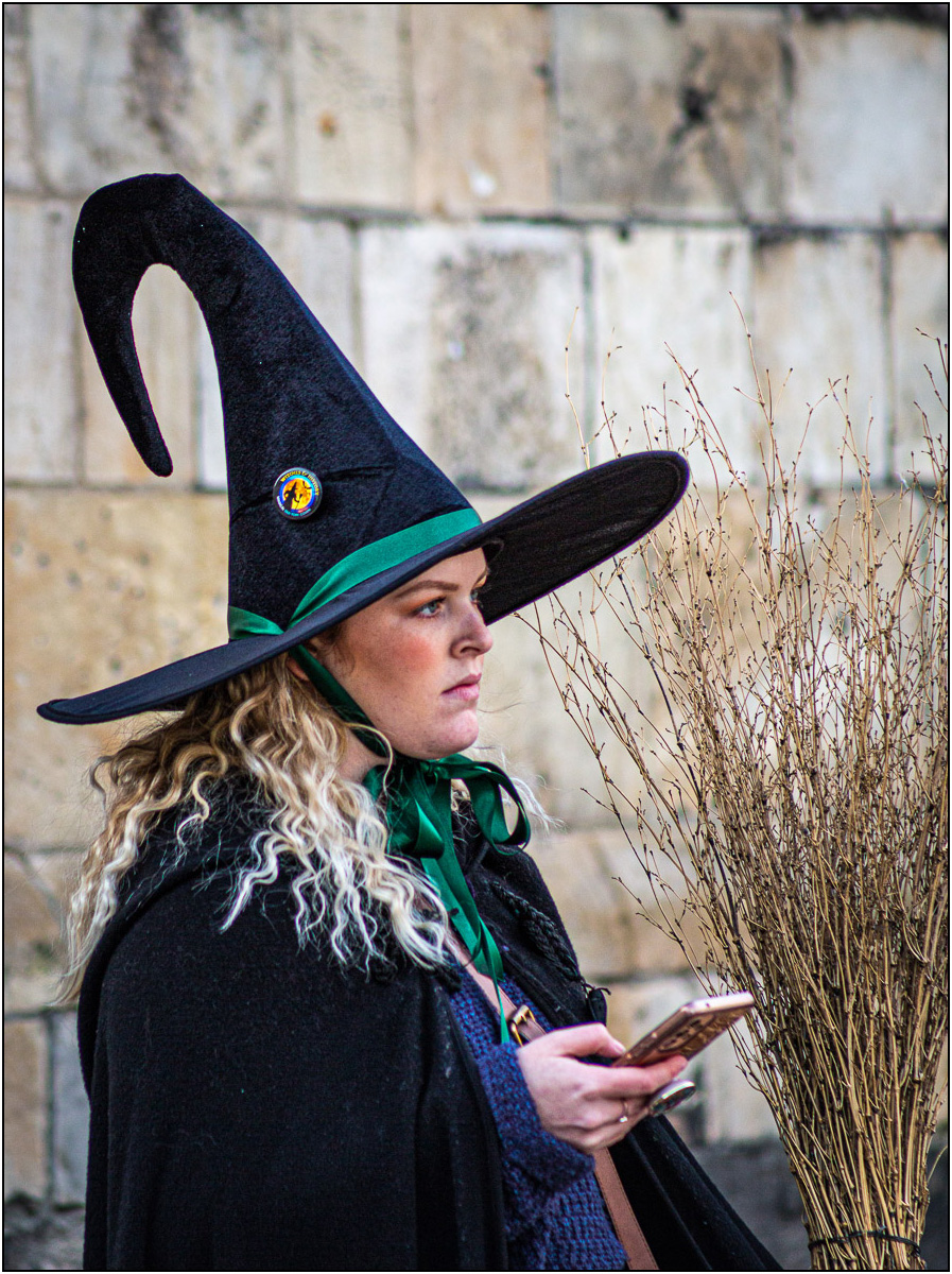Witch app am I on? Roger Poyser